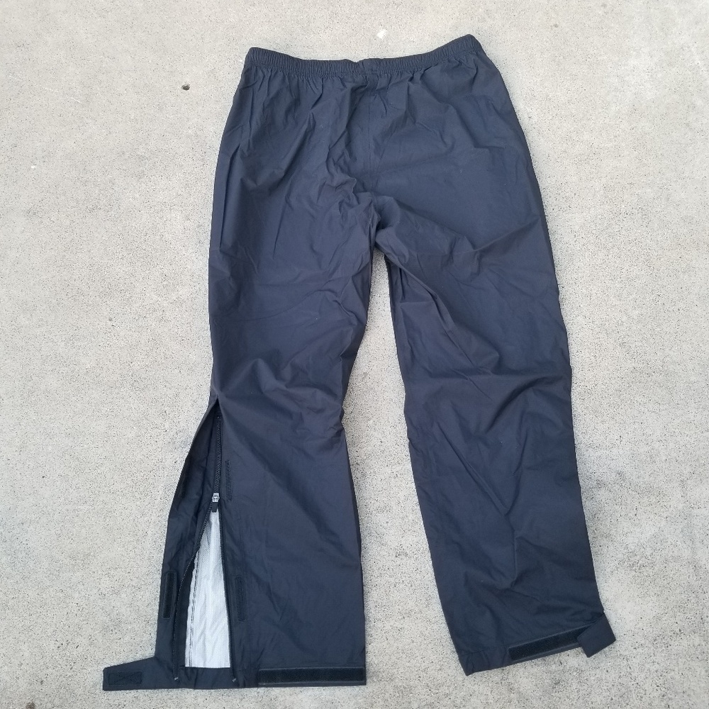 LL Bean Navy Blue Windbreaker Lined Pants